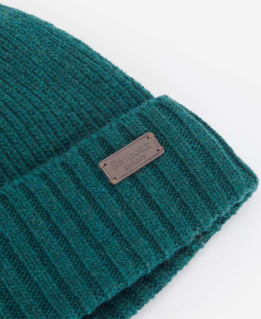 carlton beanie