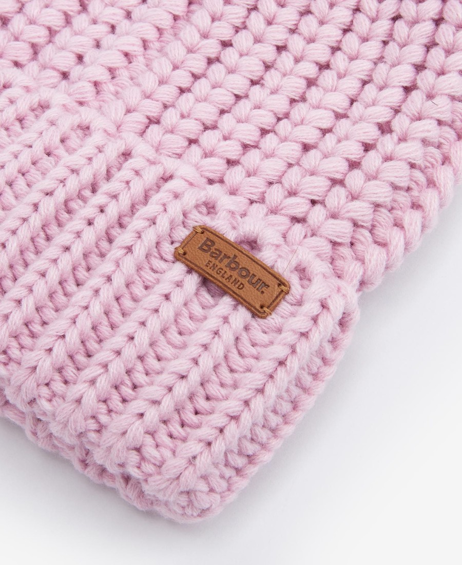 beanie saltburn