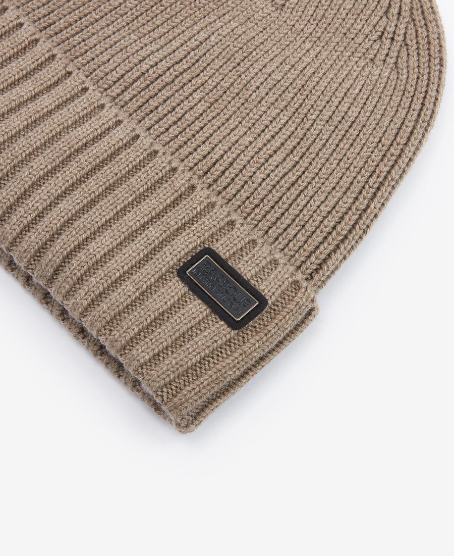 chester beanie