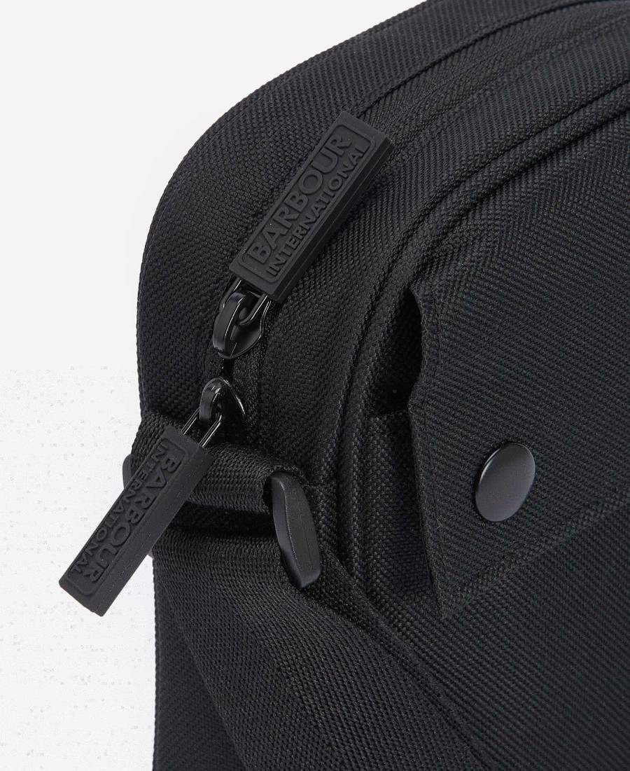 knockhill essential crossbodytas