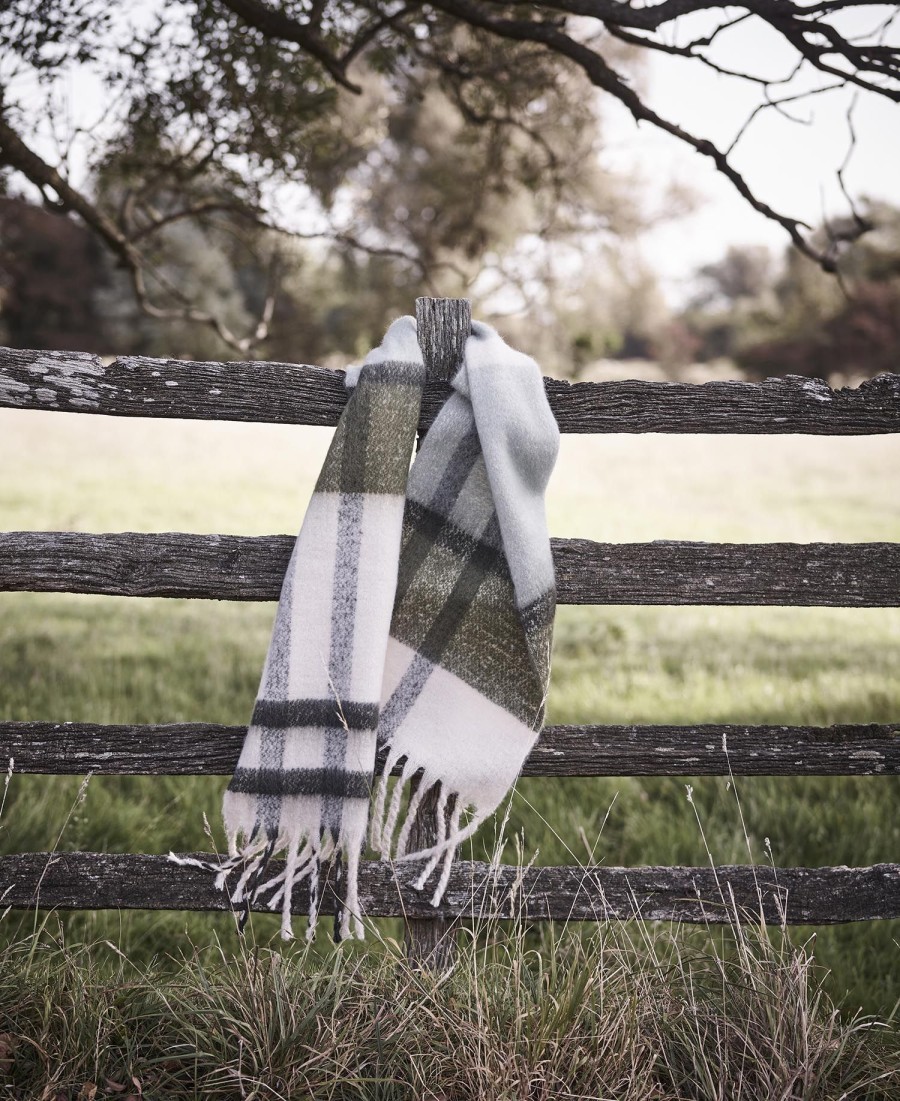 isla tartan bouclé sjaal