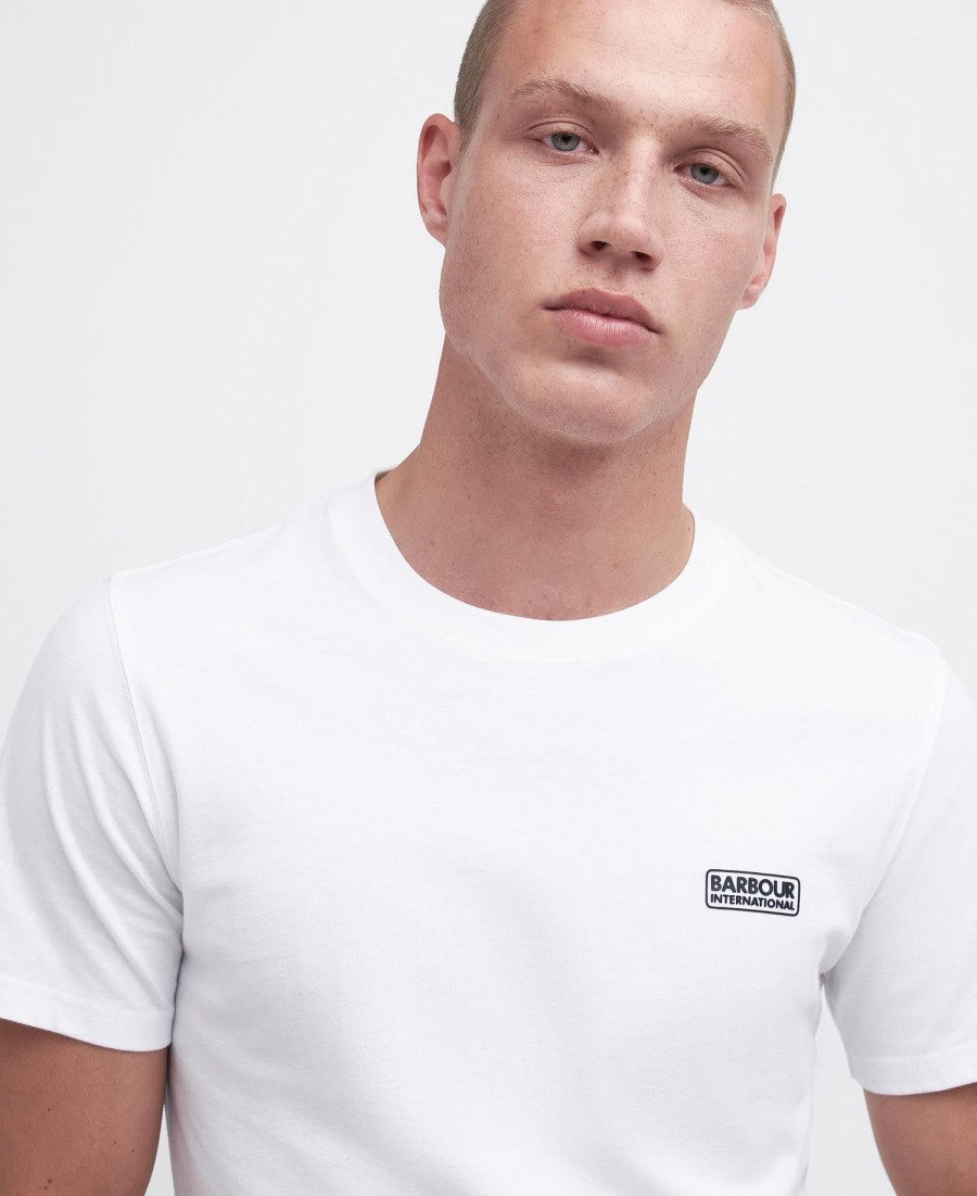 t-shirt met klein logo