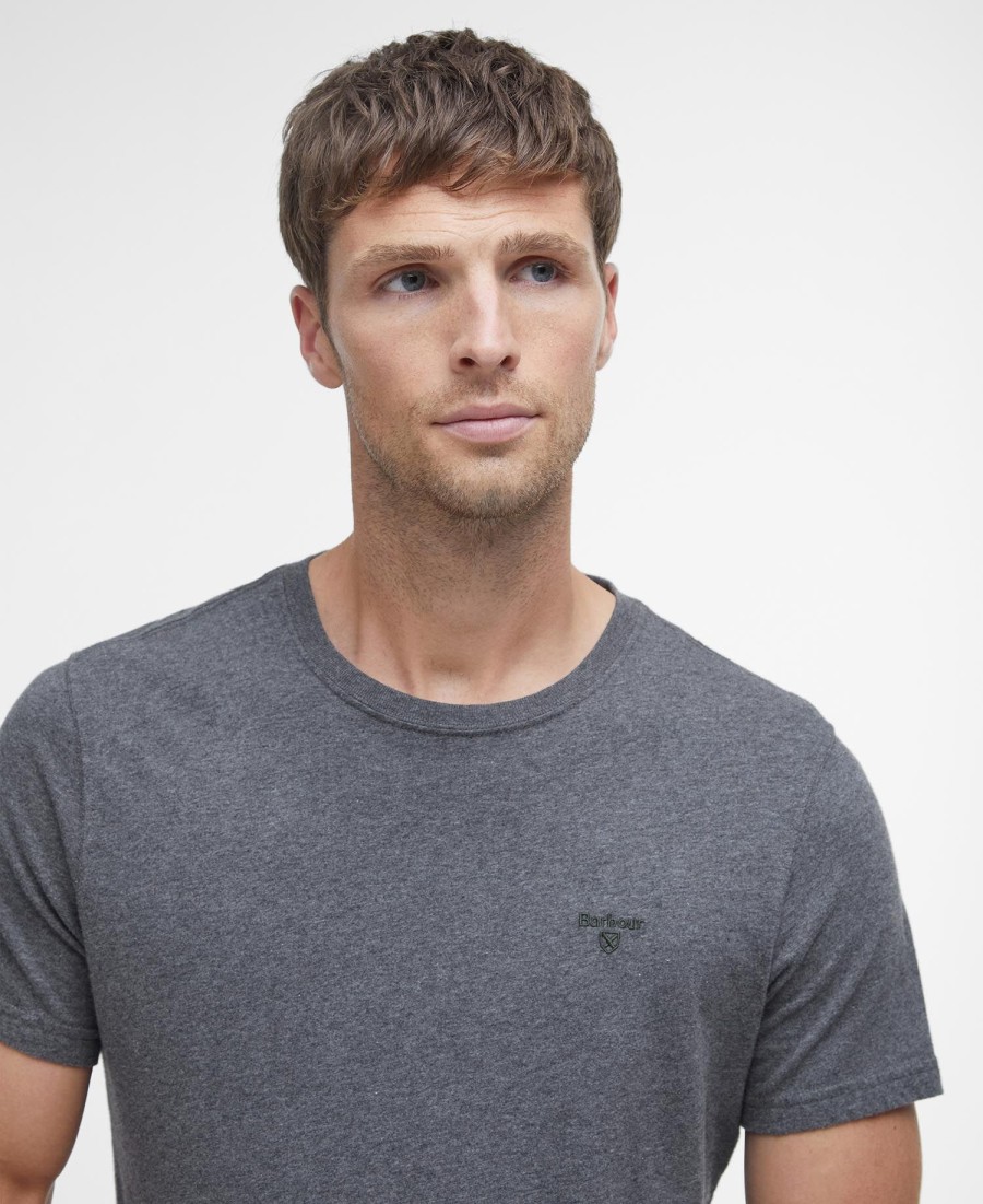essential sports t-shirt