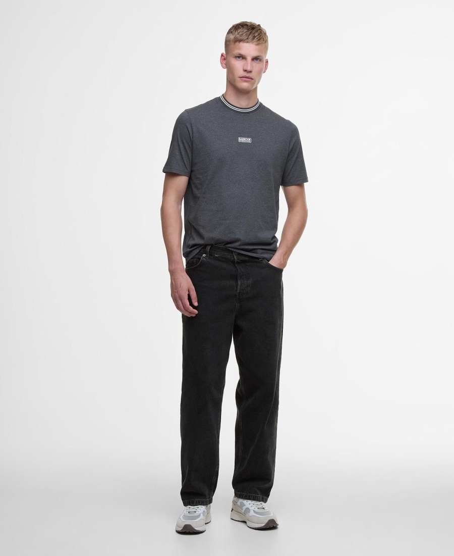 t-shirt met logo en klep