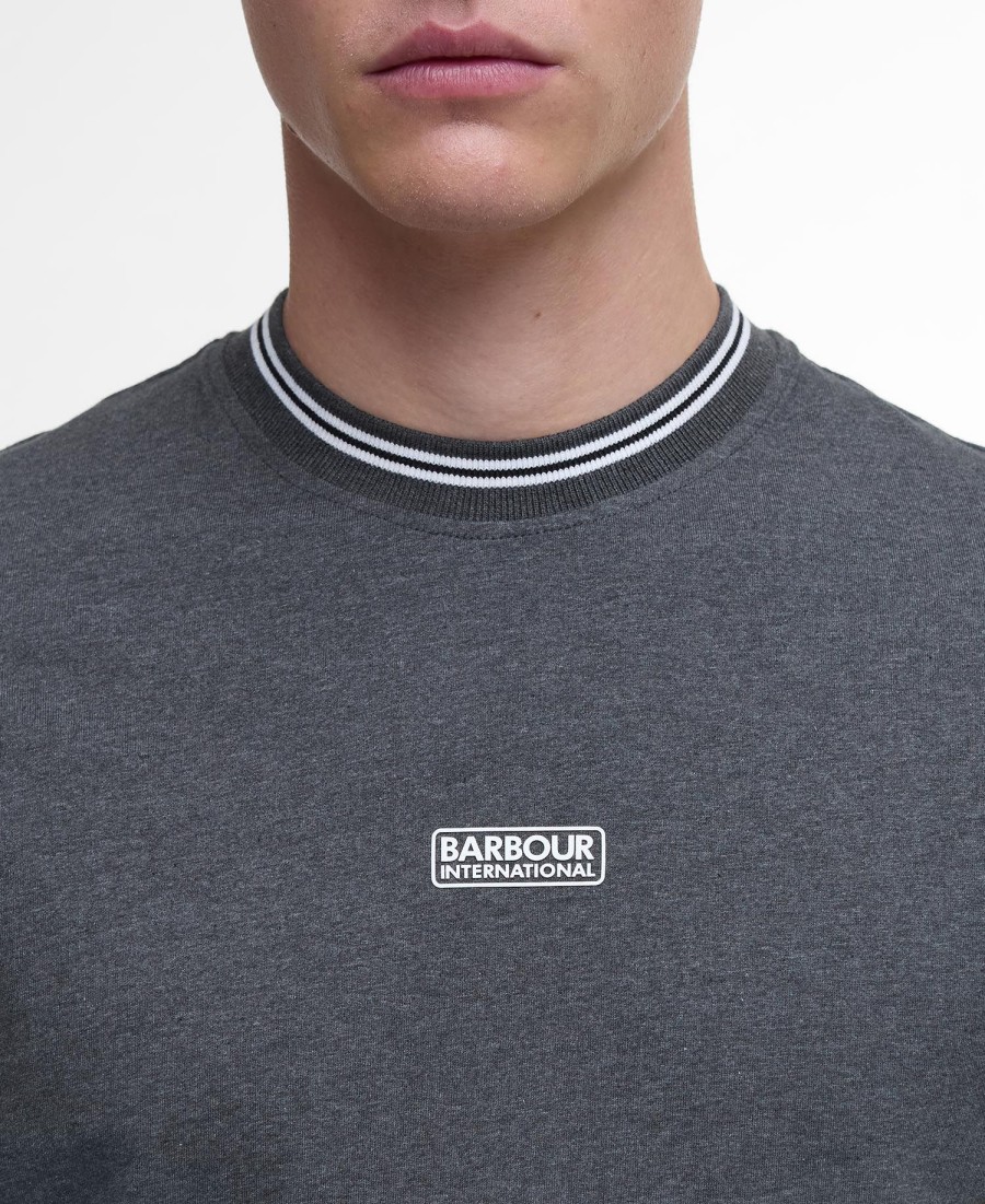 t-shirt met logo en klep