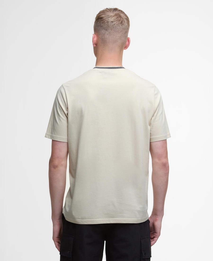 t-shirt met logo en klep