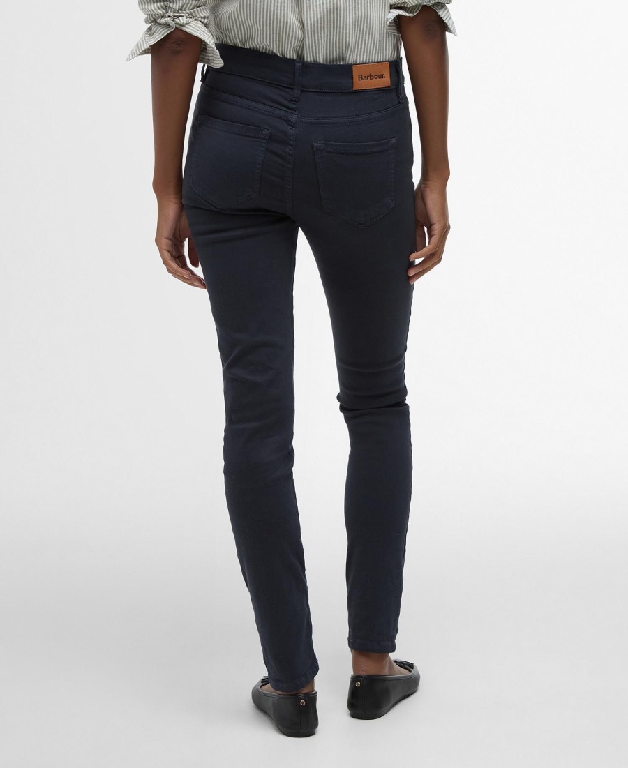 slim fit jeans