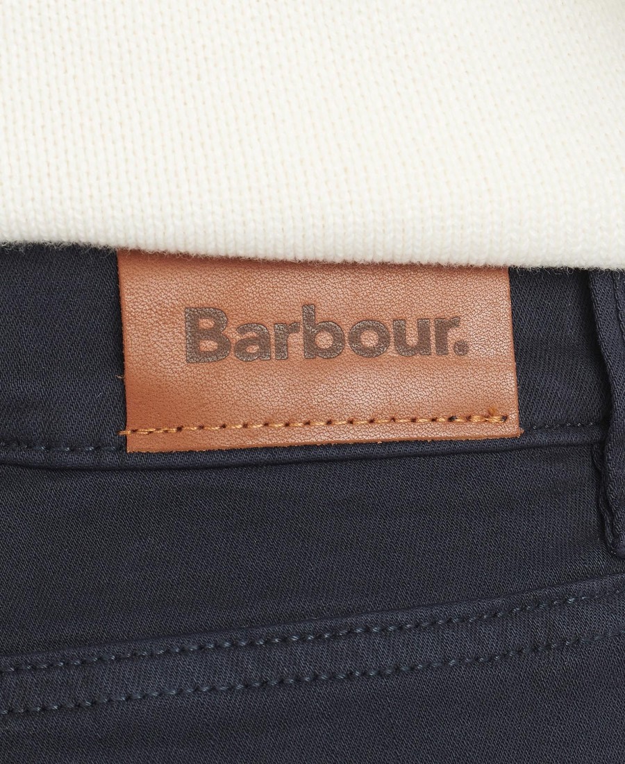 slim fit jeans