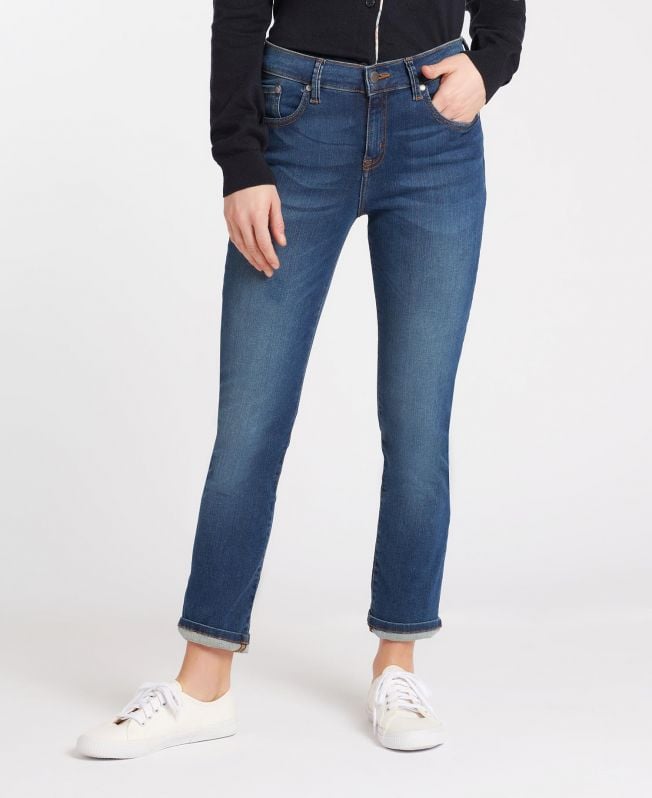 slim fit jeans