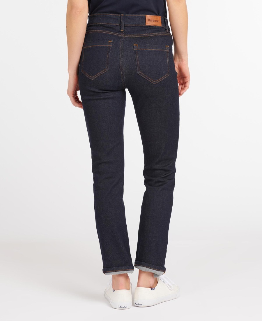 slim fit jeans