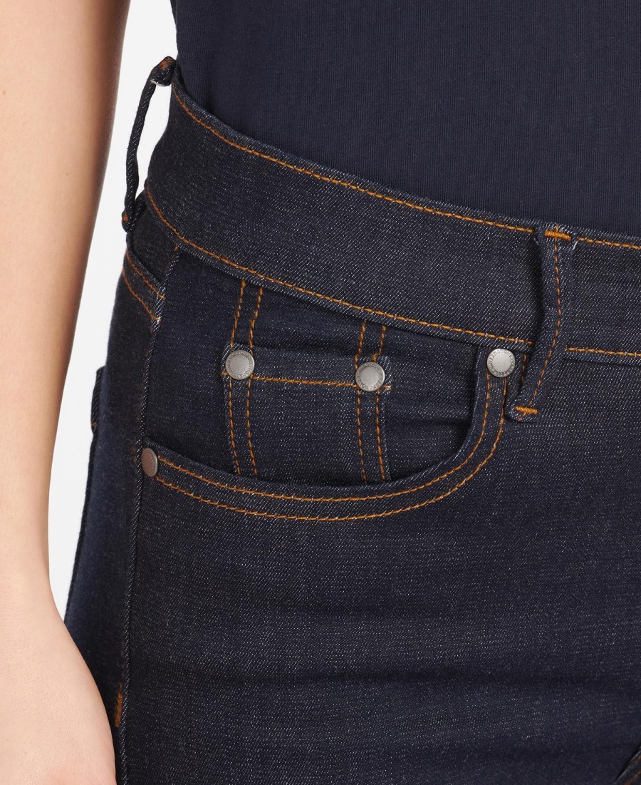 slim fit jeans