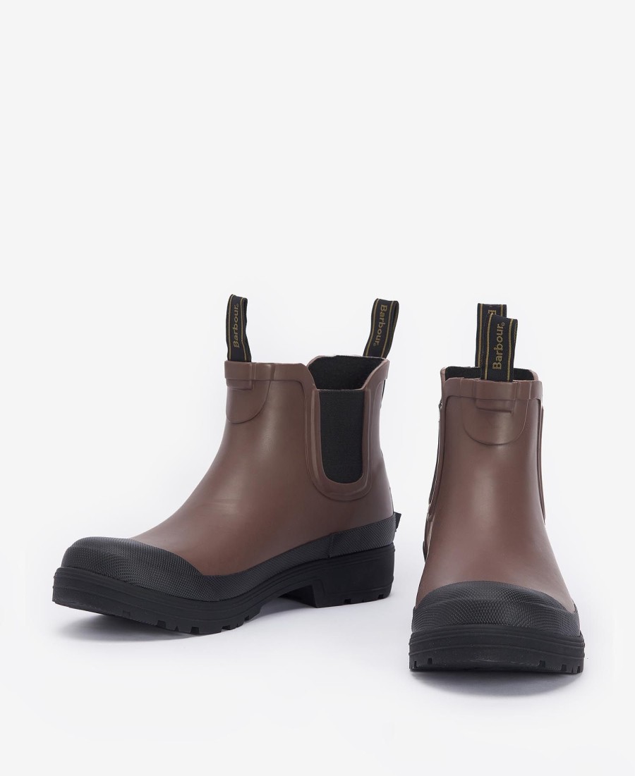 wellingtons storm
